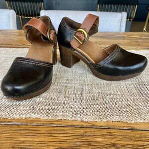 Dansko clog size 39 new